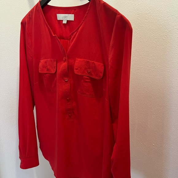LOFT: Silky/Polyester Blouse - Picture 2 of 4